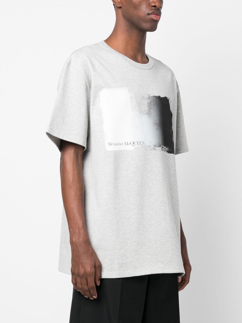 Shop Alexander Mcqueen Graphic-print Crew-neck T-shirt In Grau