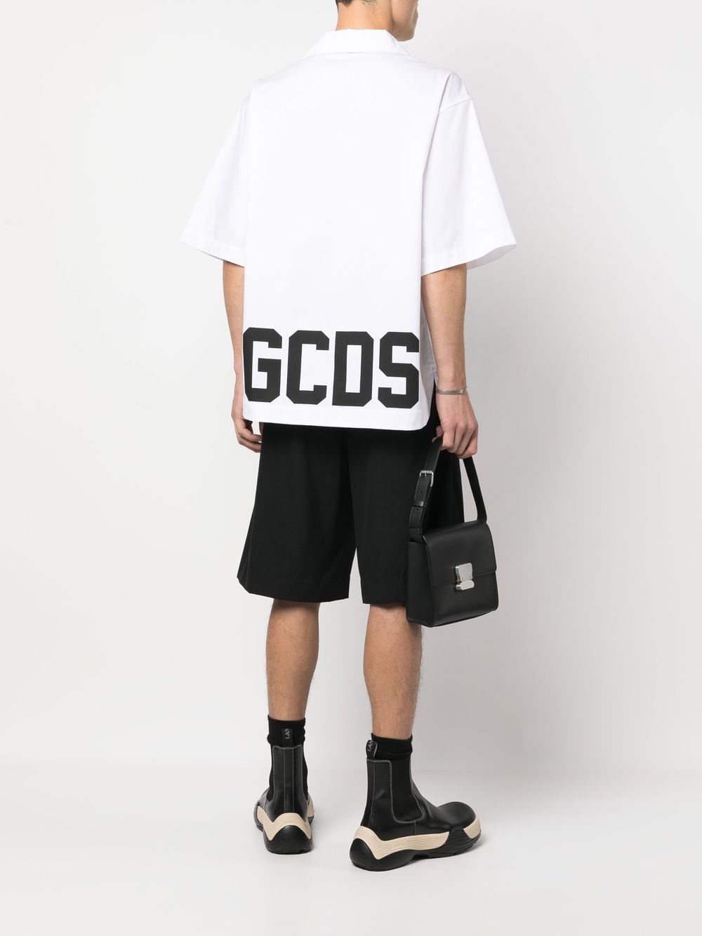 Shop Gcds Logo-print Bowling Shirt In Weiss