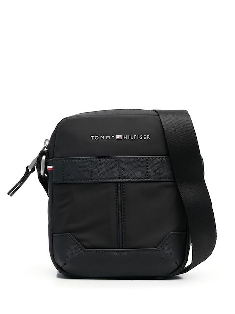 Tommy Hilfiger catch all messenger bag