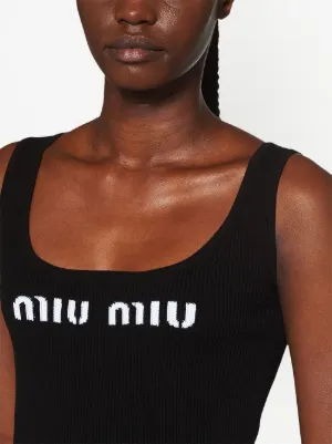 MIU MIU ブラック タンクトップ 38 MIU MIU◇ロゴ入り ビスコース トップ◇クロップド タンクトップ
