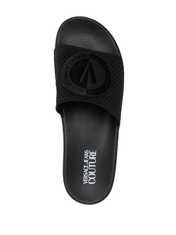 Nike slides hot sale with jeans