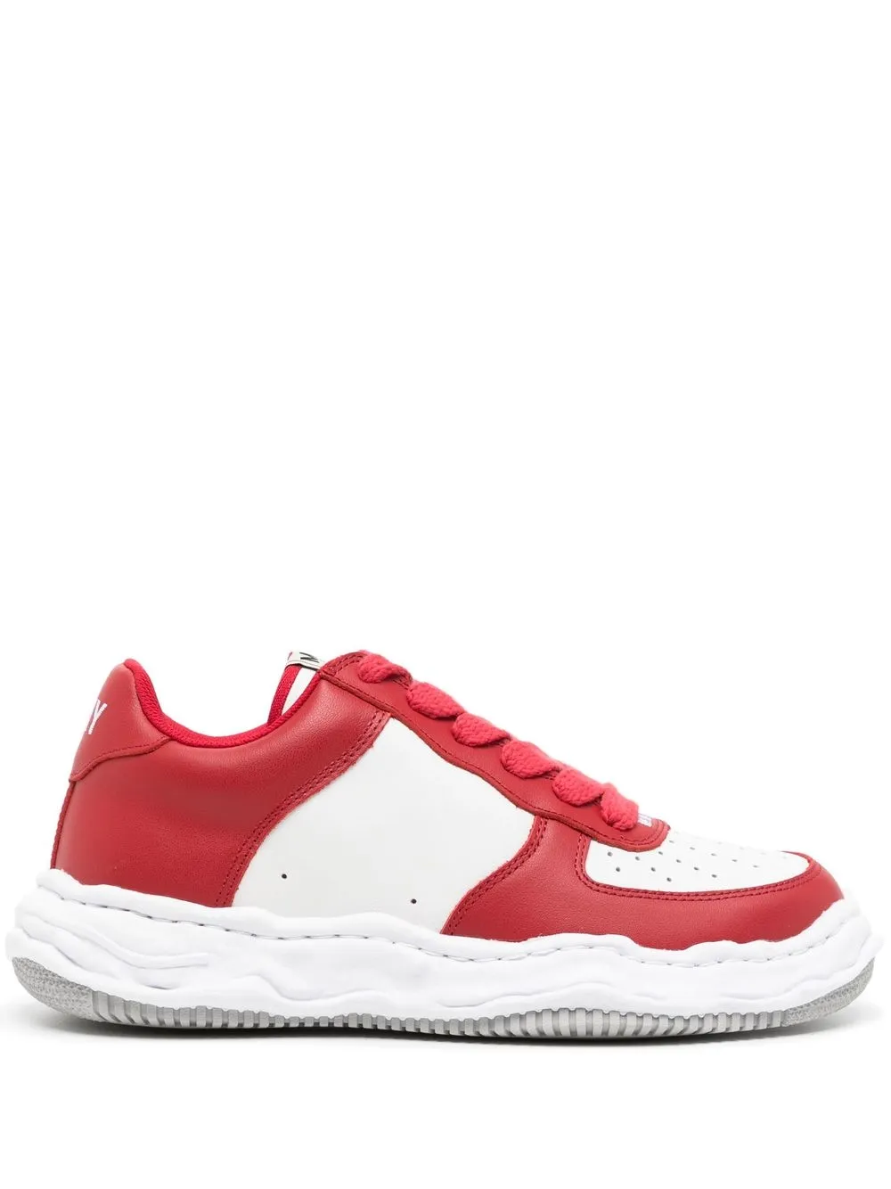 

Maison Mihara Yasuhiro tenis bajos con suela gruesa - Rojo