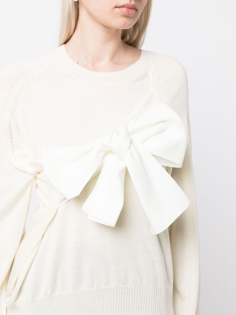 Shop Comme Des Garçons Tao Bow-appliqué Knitted Top In White