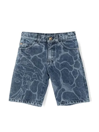 【関税&送料込】Versace Printed Denim Shorts Printed denim shorts in blue - Versace | Mytheresa