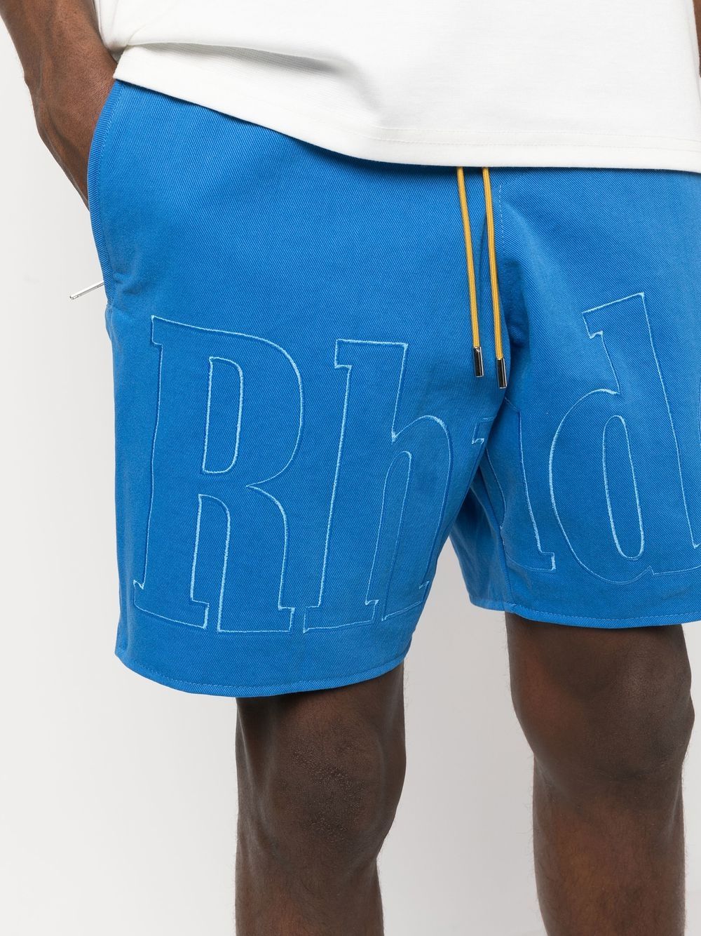 Shop Rhude Embroidered-logo Drawstring Shorts In 蓝色