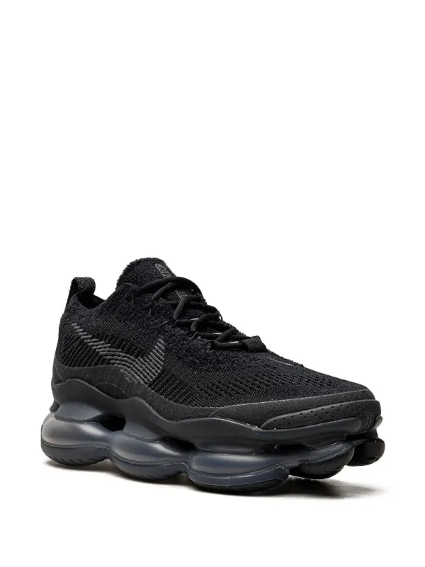 Nike air vapormax store flyknit triple black