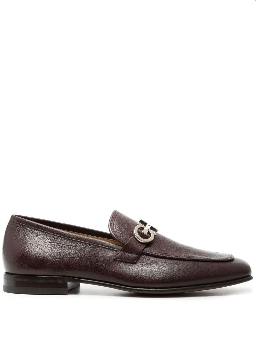 

Ferragamo Gancini-buckle leather loafers - Brown