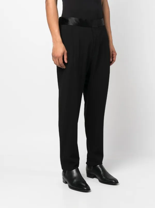 【美品】エンポリオアルマーニ　カーゴテーパードパンツ　2プリーツ　濃紺　近年式 Giorgio Armani テーパードパンツ | ブラック | FARFETCH JP