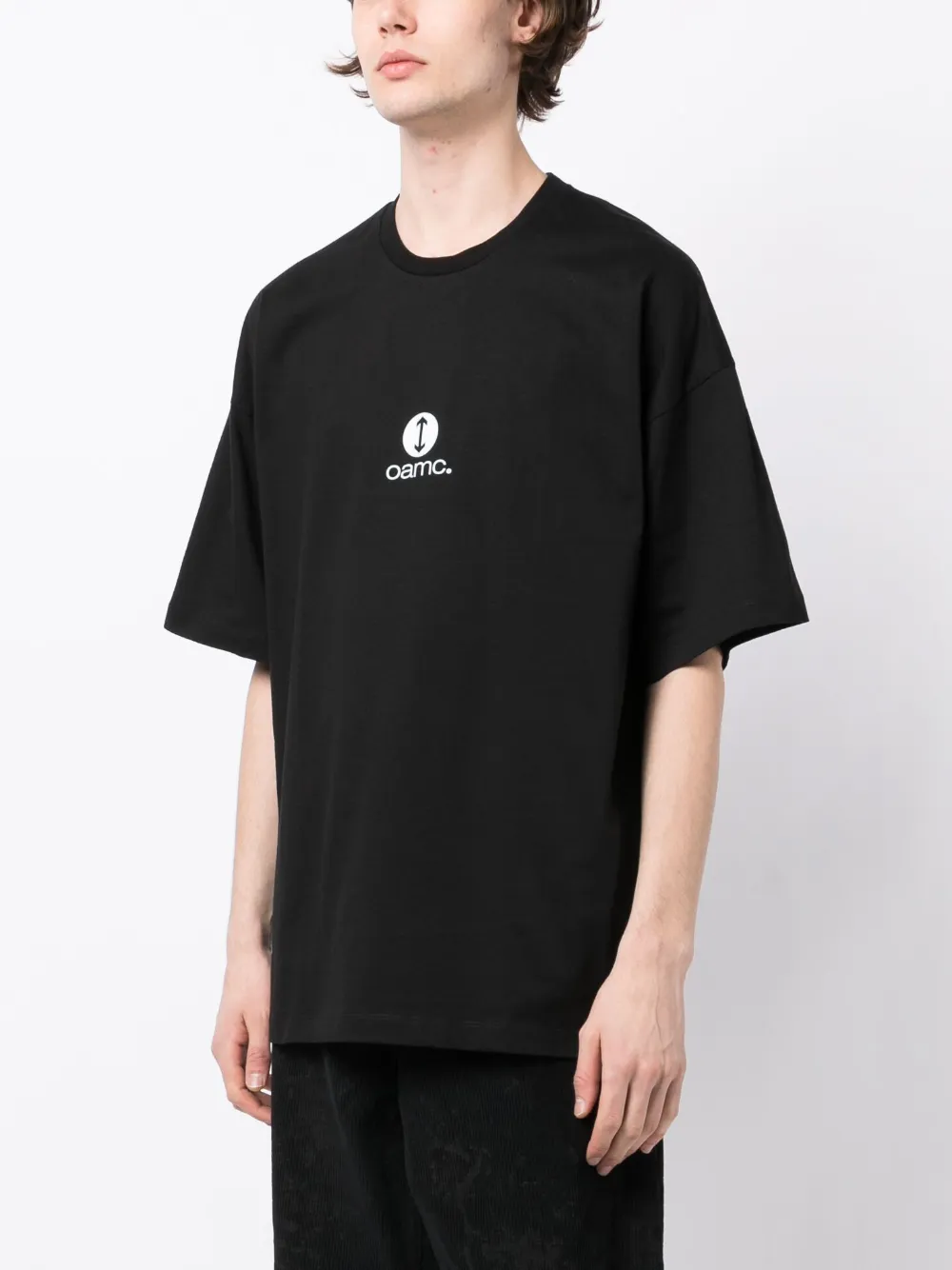 Oamc Graphic-patch Oversized T-shirt In Schwarz