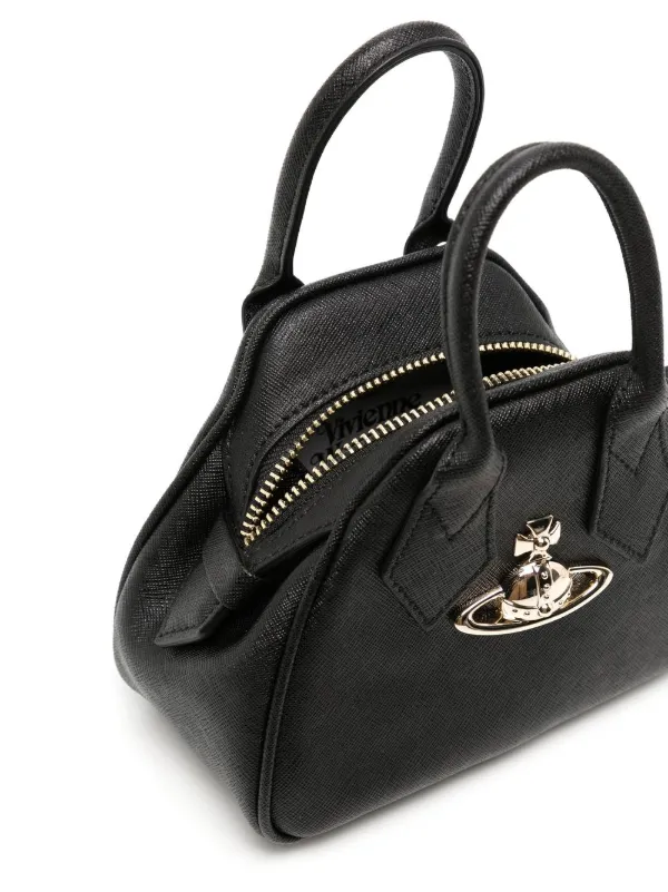 【極美品】Vivienne Westwood ショルダーバッグ　黒　レザー　ミニmomichanshop