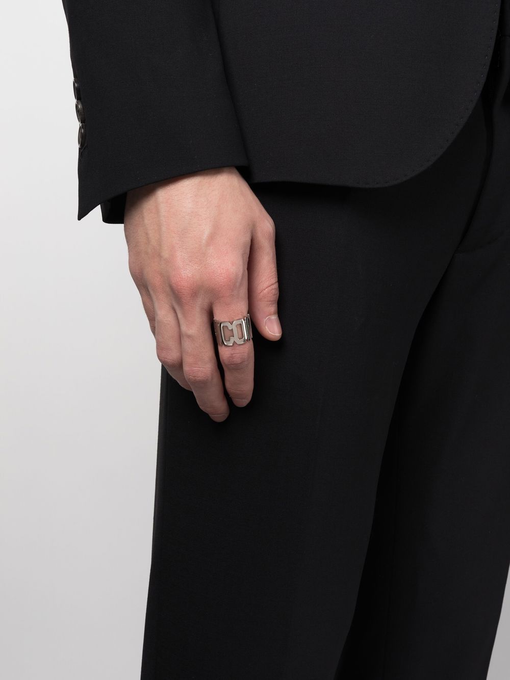 Shop Dsquared2 Sculpted Logo Ring In Silber