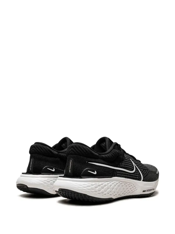 Nike Zoomx Invincible Run Flyknit 3 W Sneakers in Black