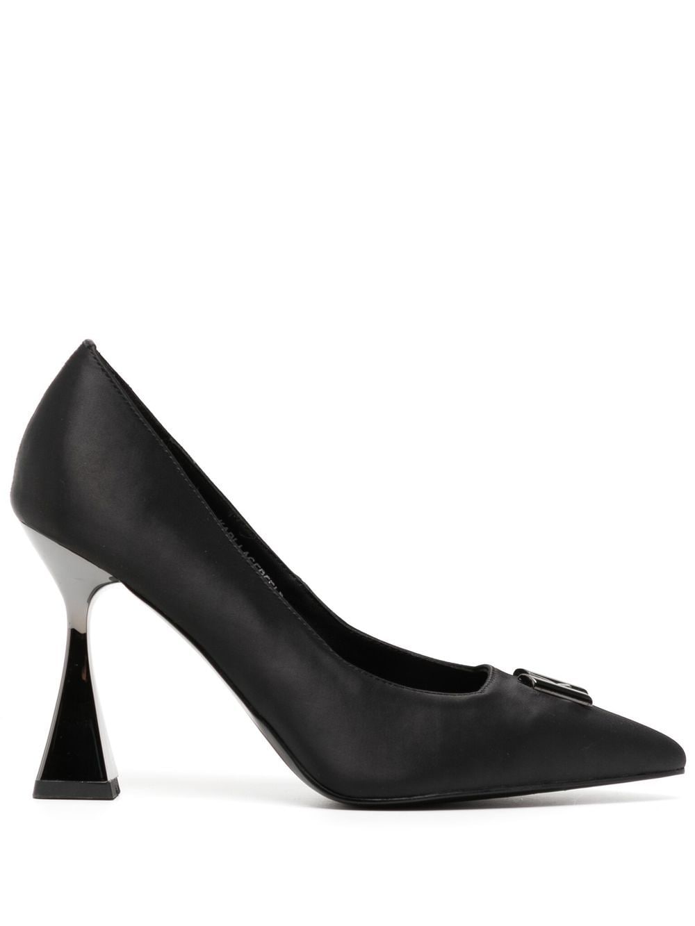 Debut Brooch Court pumps