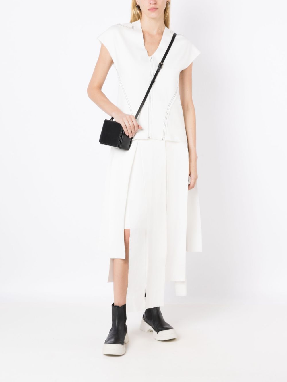 Shop Uma Raquel Davidowicz Contrast-stitching V-neck Top In White