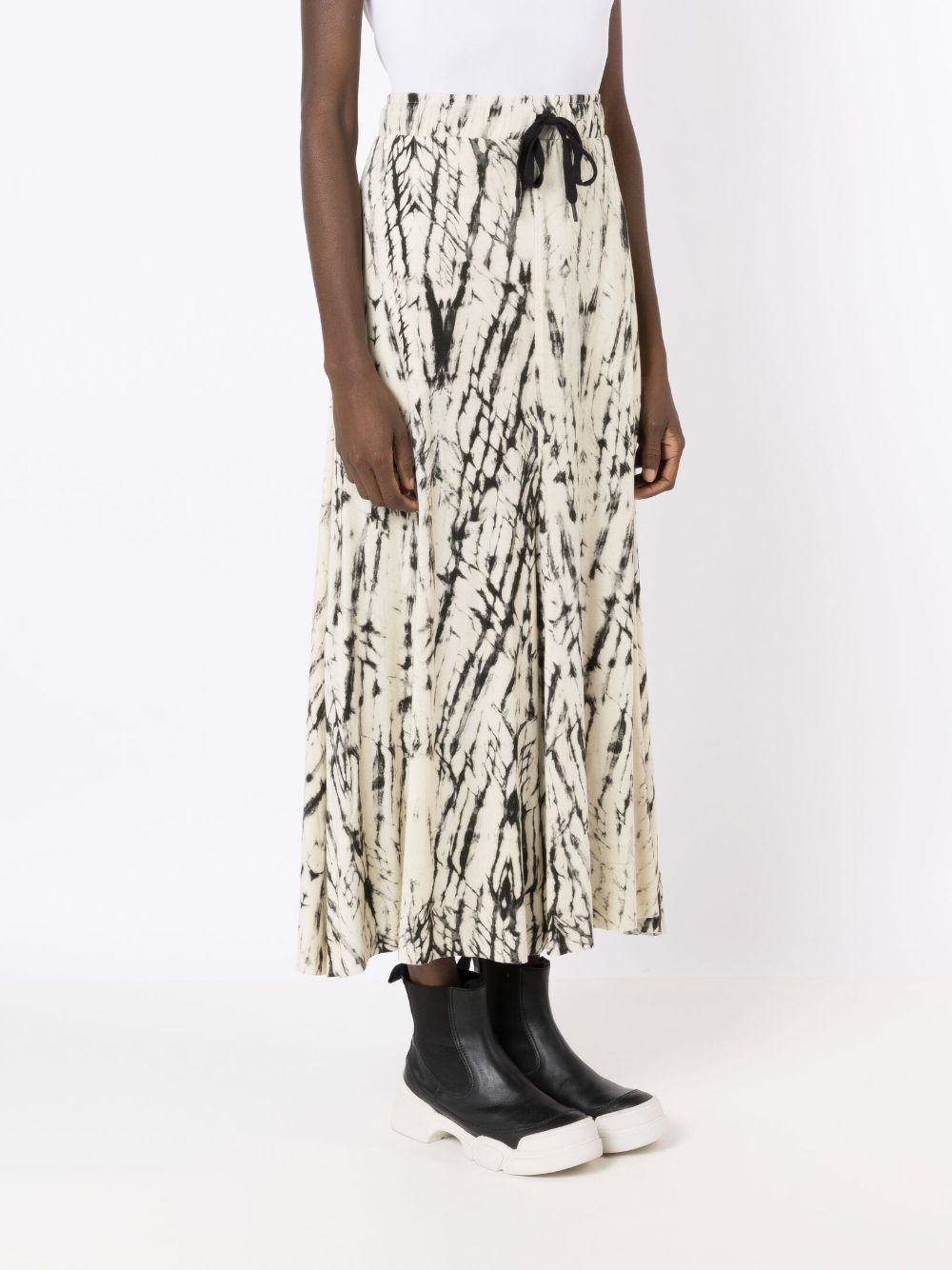 Shop Uma Raquel Davidowicz Abstract-pattern High-waisted Skirt In Black