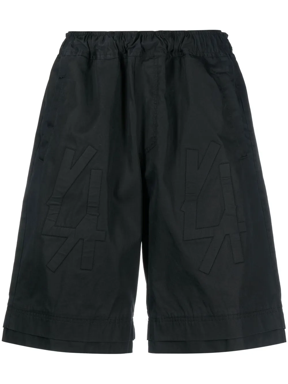 

44 LABEL GROUP logo-appliqué knee-length shorts - Black