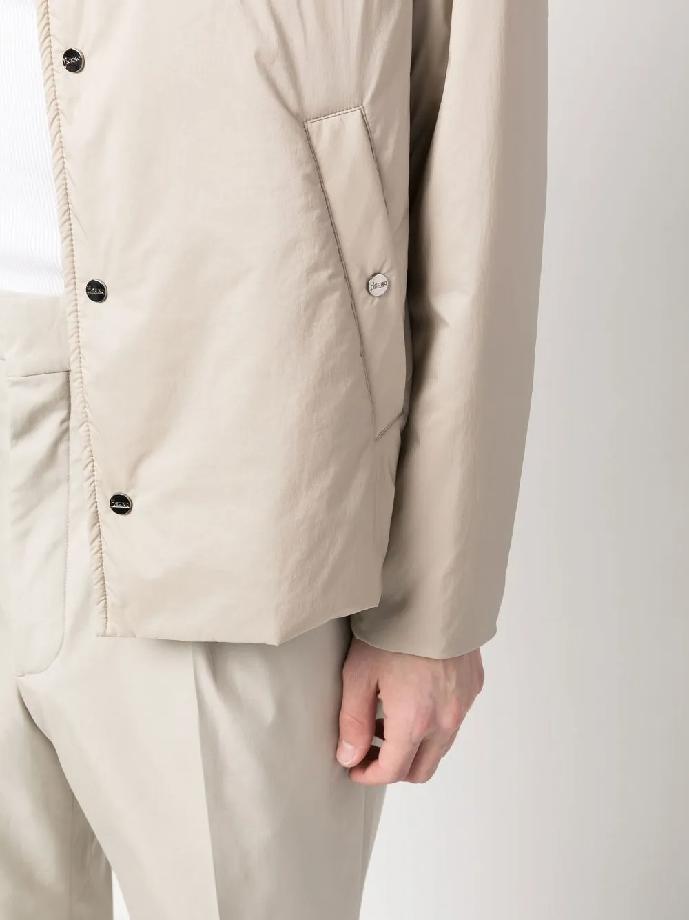 Herno Chantilly Buttoned Jacket In Nude