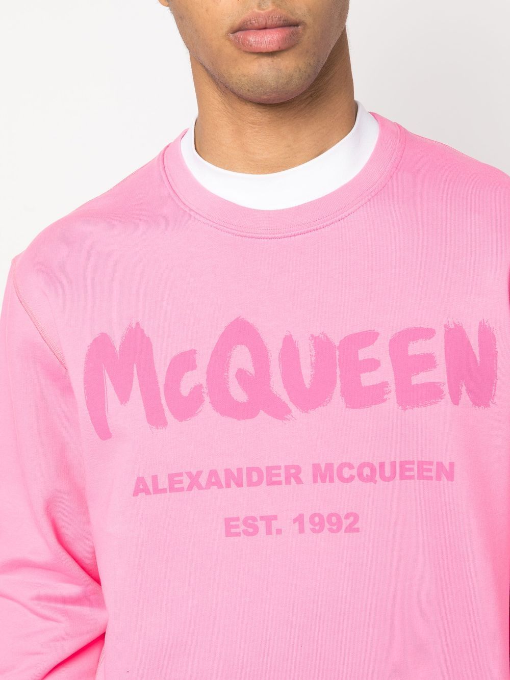 Shop Alexander Mcqueen Logo-print Crew-neck Sweatshirt In Rosa