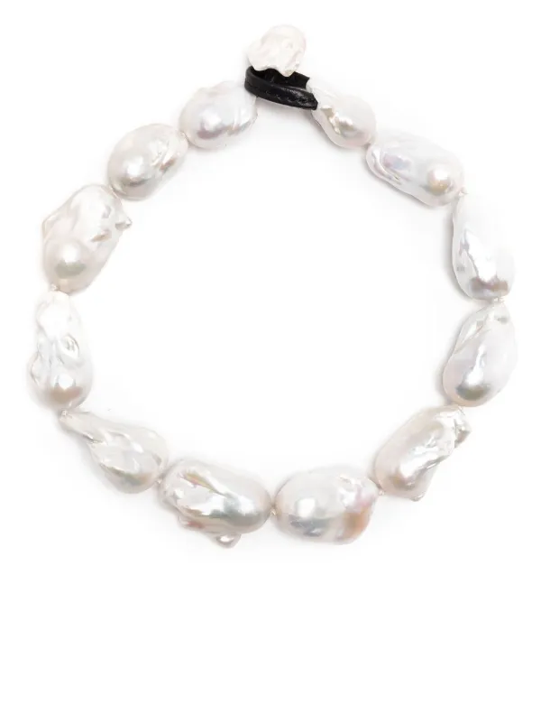 White baroque pearl necklace best sale