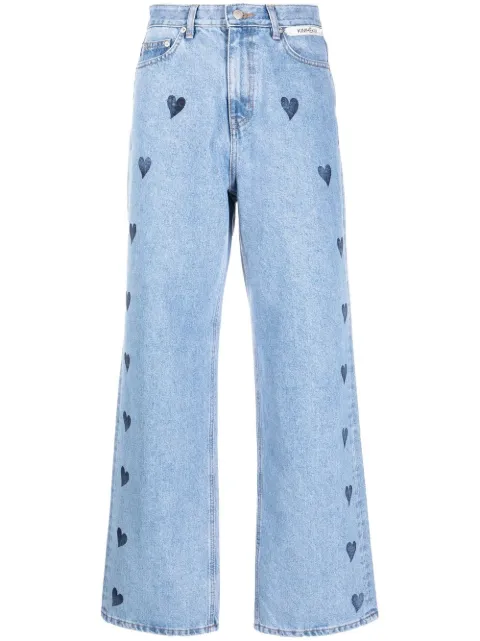Kimhekim jeans con corazón estampado