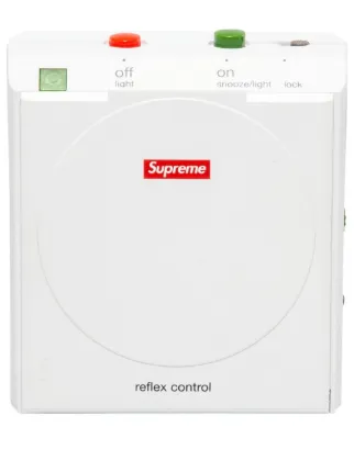 supreme Braun Travel Alarm Clock 時計 BC05 Braun travel analogue alarm clock- white – Braun Clocks