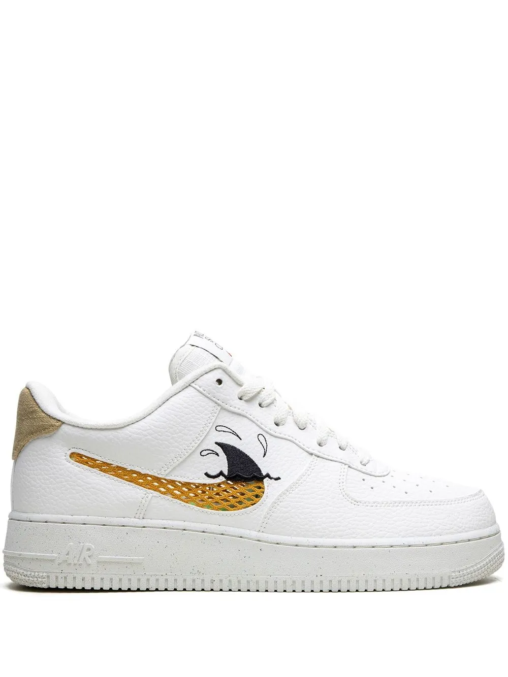 Nike air store force 1 lv8