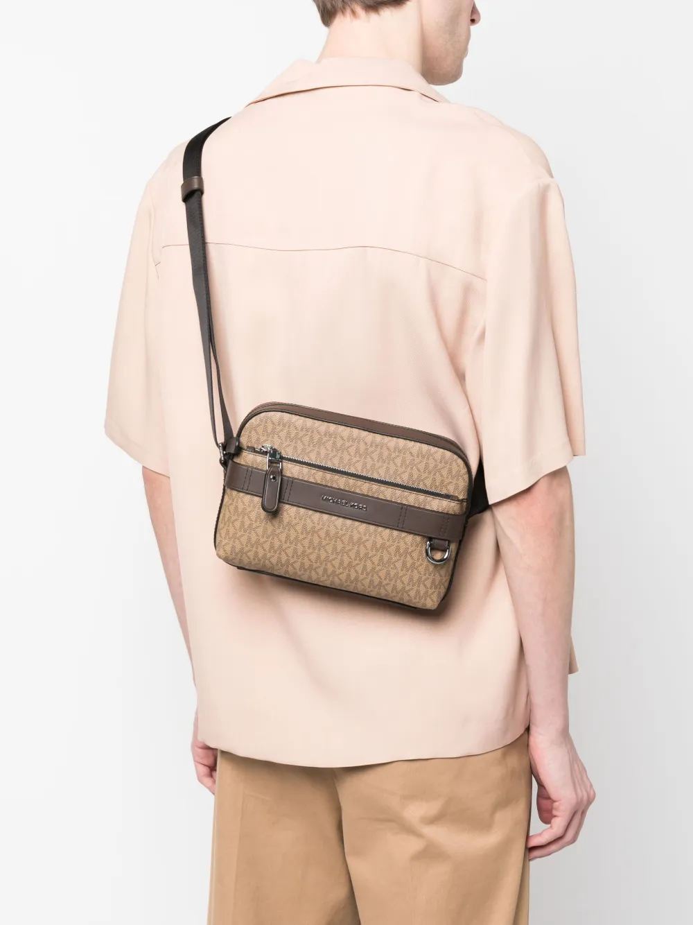Michael Kors Messengertas met monogramprint - Bruin