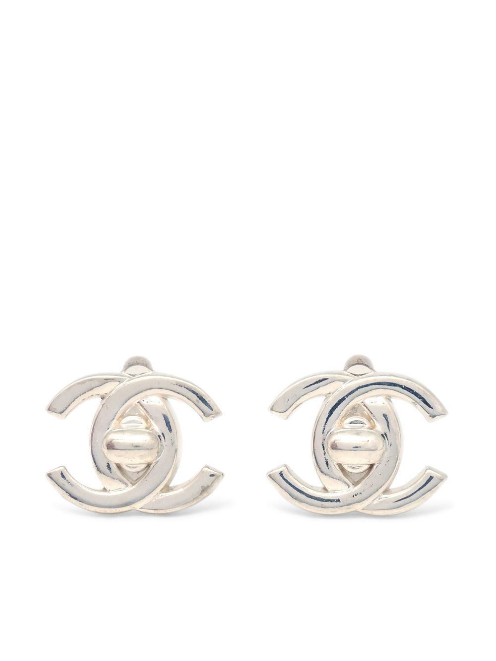 

CHANEL Pre-Owned 1996 CC Turn-lock clip-on earrings - Silver