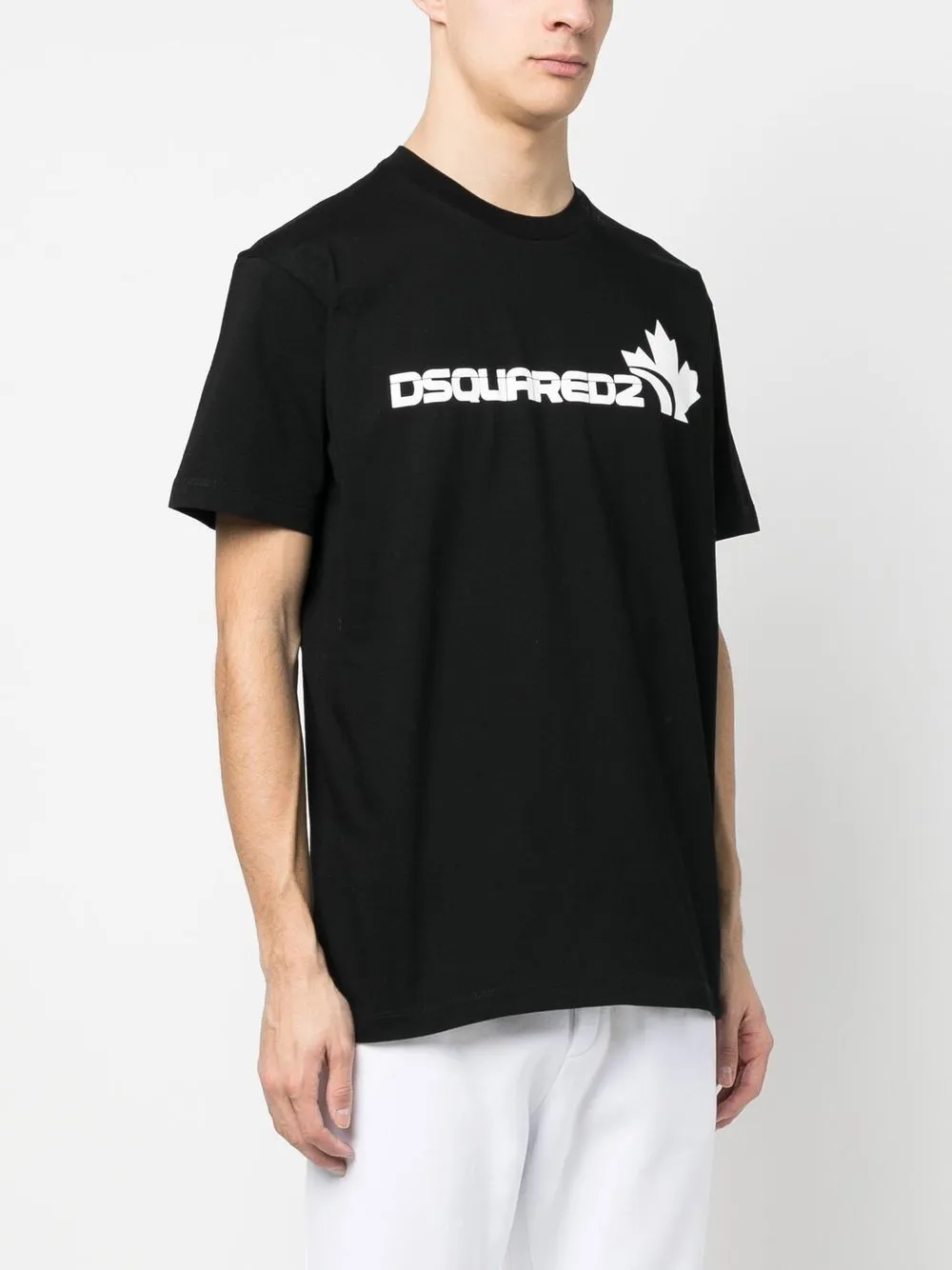 Maple Leaf Tシャツ