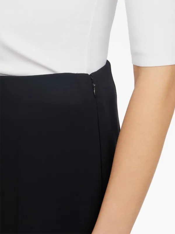 Ferragamo straight-leg Pleated Trousers | Black | FARFETCH BH