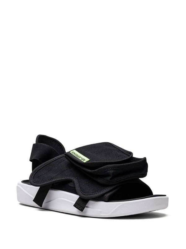 Black and green jordan on sale sandals