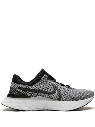 Nike react flyknit grey online