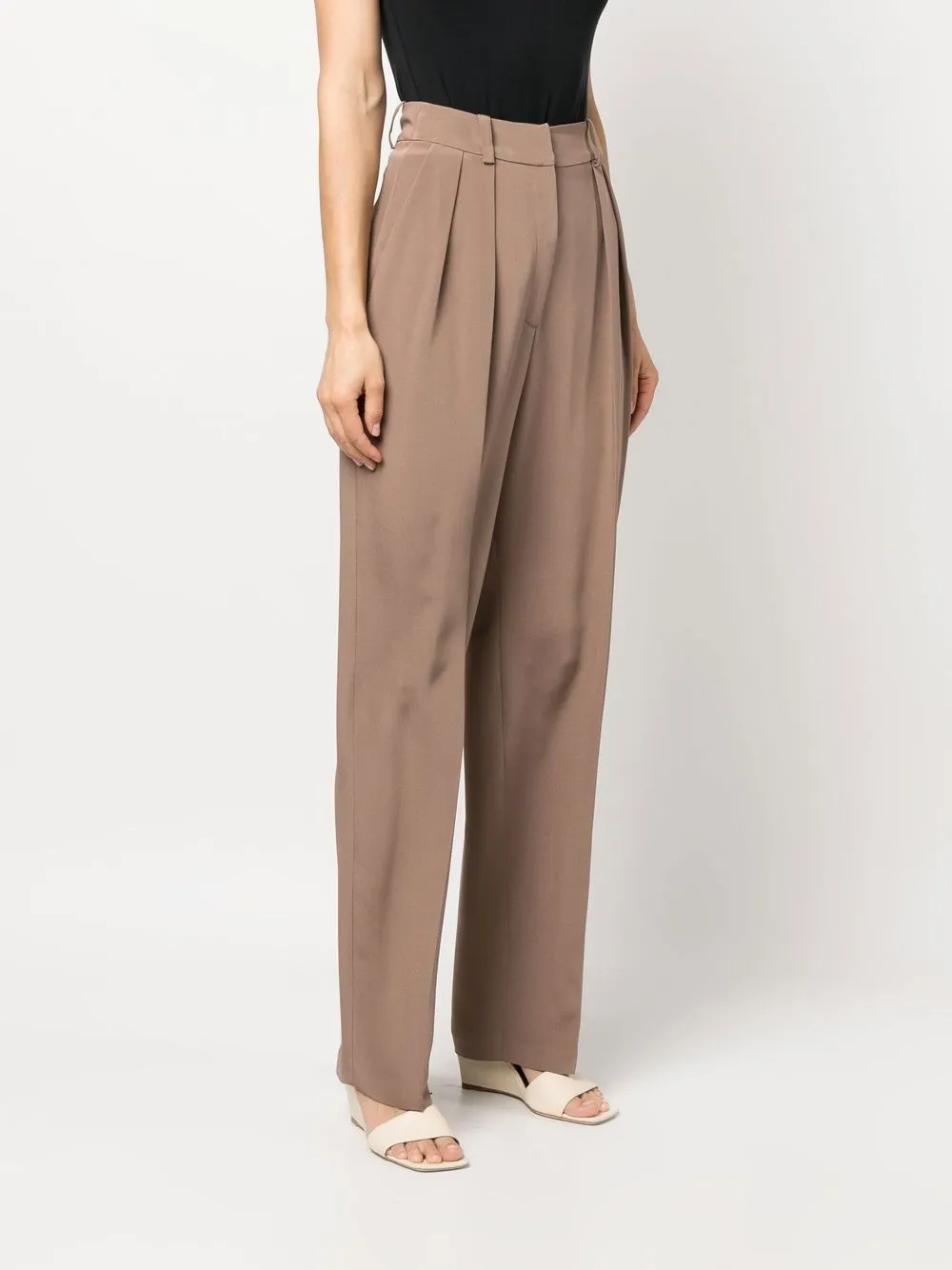 Shop The Mannei 'nausa' High-waist Pants In Braun