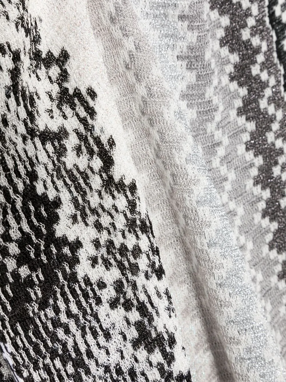 MISSONI ZIGZAG KNITTED SCARF