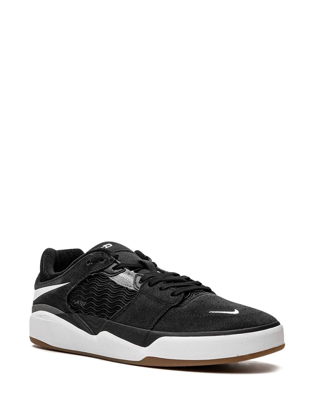 Shop Nike Sb Ishod Wair "black/white" Sneakers