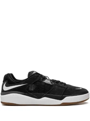 Nike SB Dunk Low Pro 
