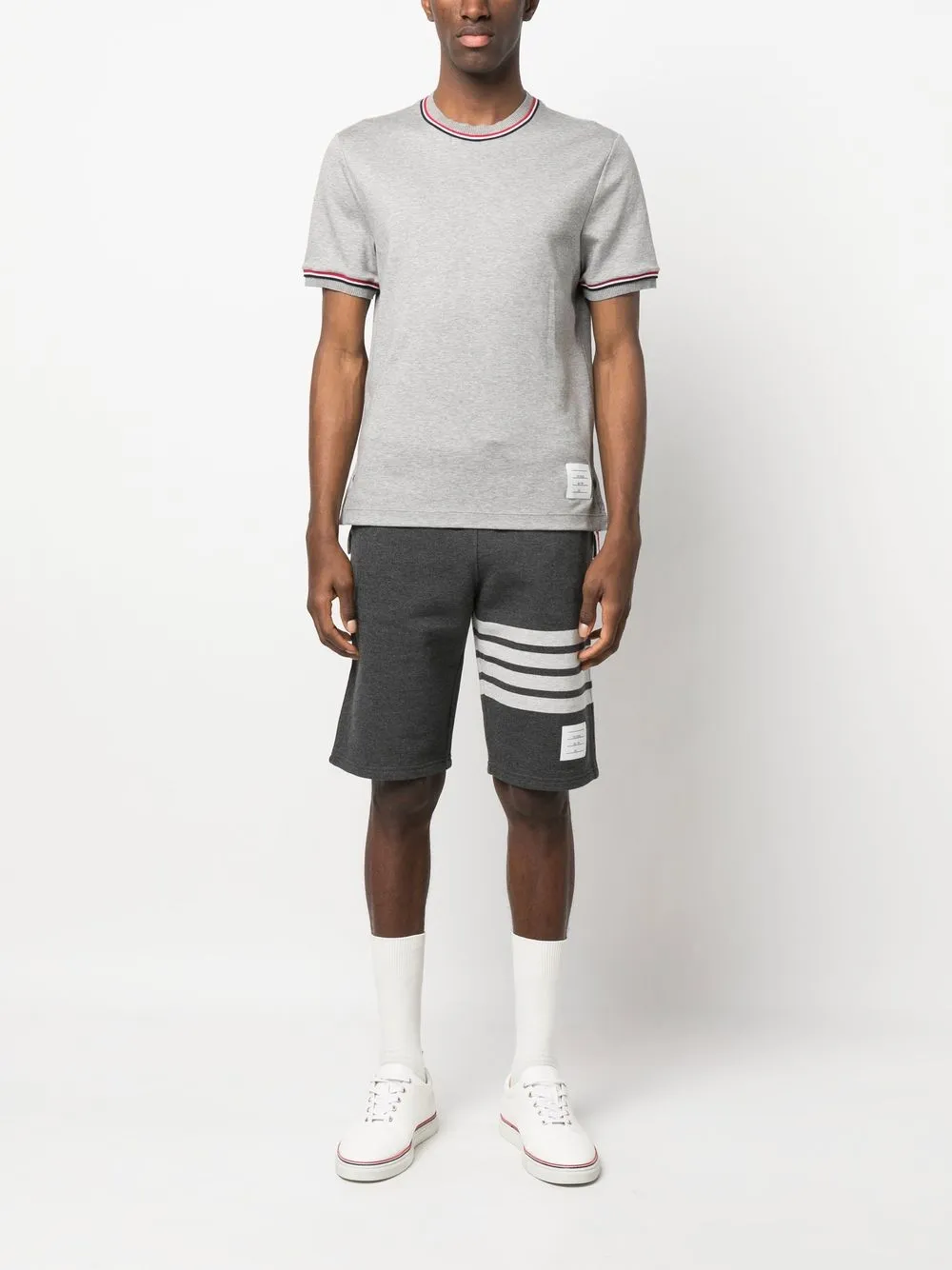 Thom Browne T-shirt met logopatch - Grijs