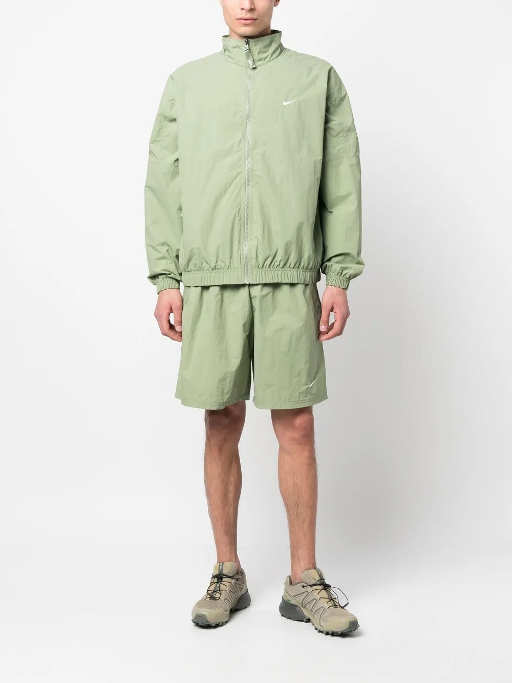 Nike 솔로 스우시 로고 자수 트랙재킷 - Farfetch