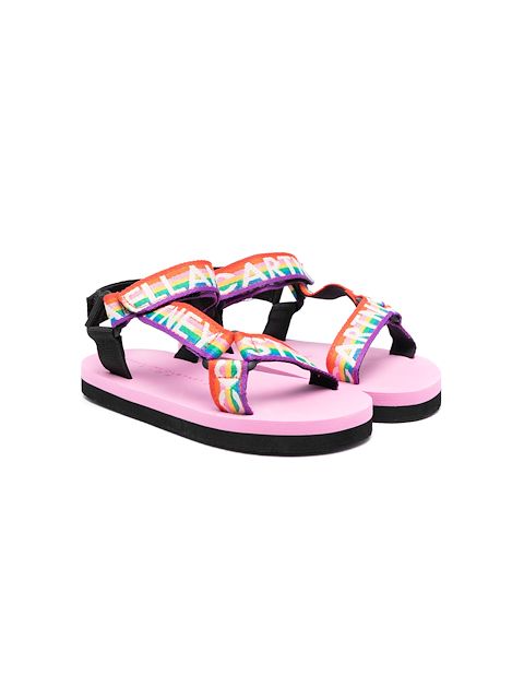 Stella McCartney Kids صندل مسطح بطبعة شعار الماركة