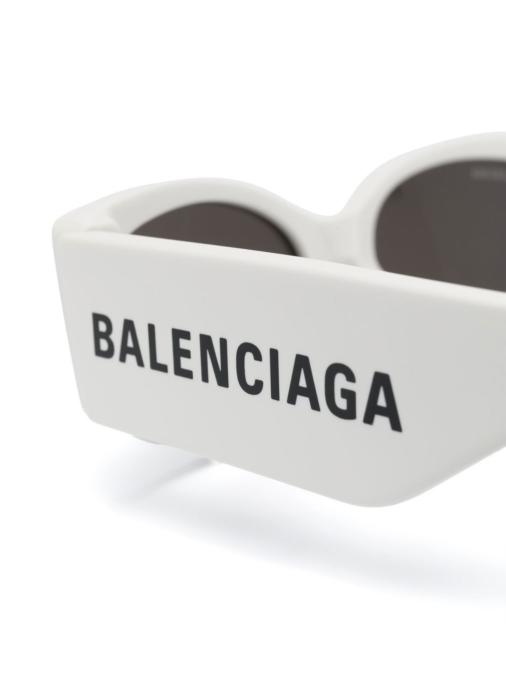 Balenciaga Eyewear logo-print tinted-lenses sunglasses Women