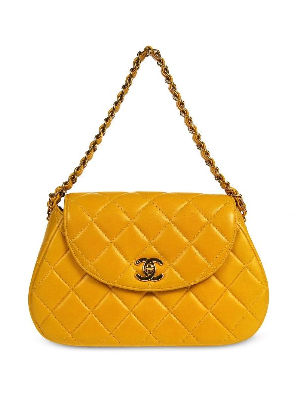 Chanel Pre-owned 1997 Diamond Quilted Shoulder Bag - Yellow