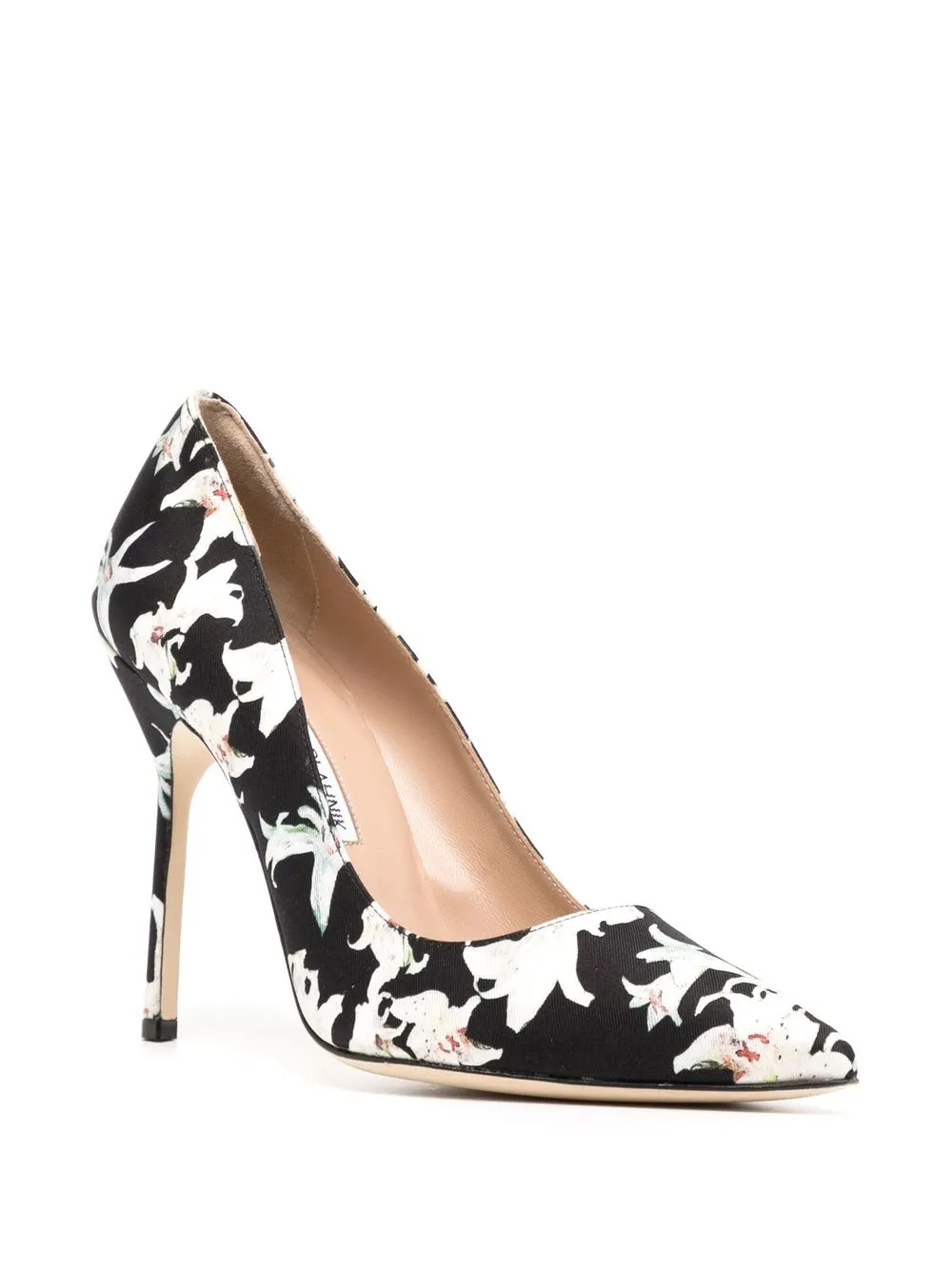 Manolo Blahnik Pumps met puntige neus - Zwart