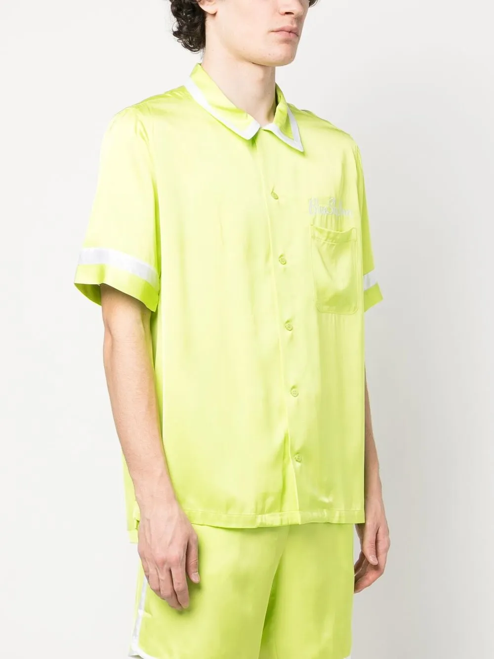 Shop Blue Sky Inn Contrasting-trim Short-sleeve Shirt In Grün