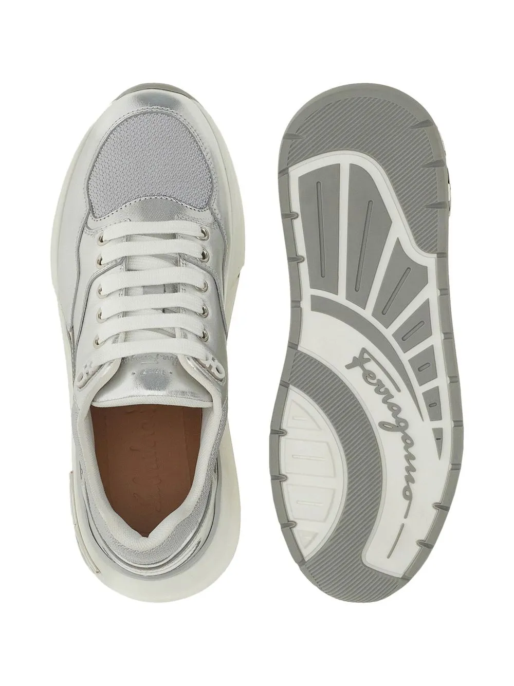 Ferragamo Metallic sneakers Zilver