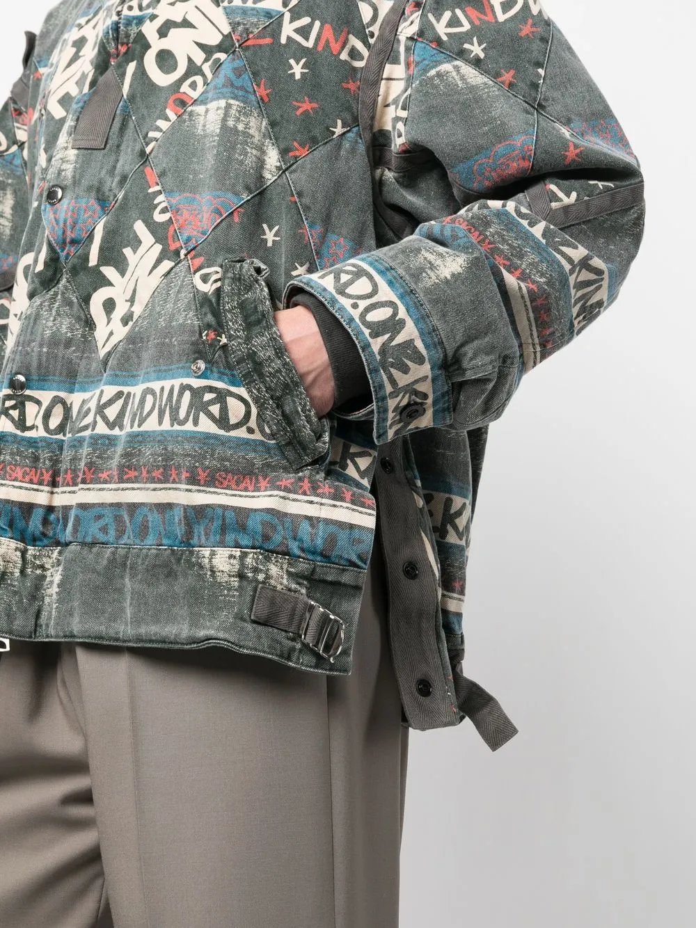 Sacai Bomberjacke Mit Slogan-print In Grey