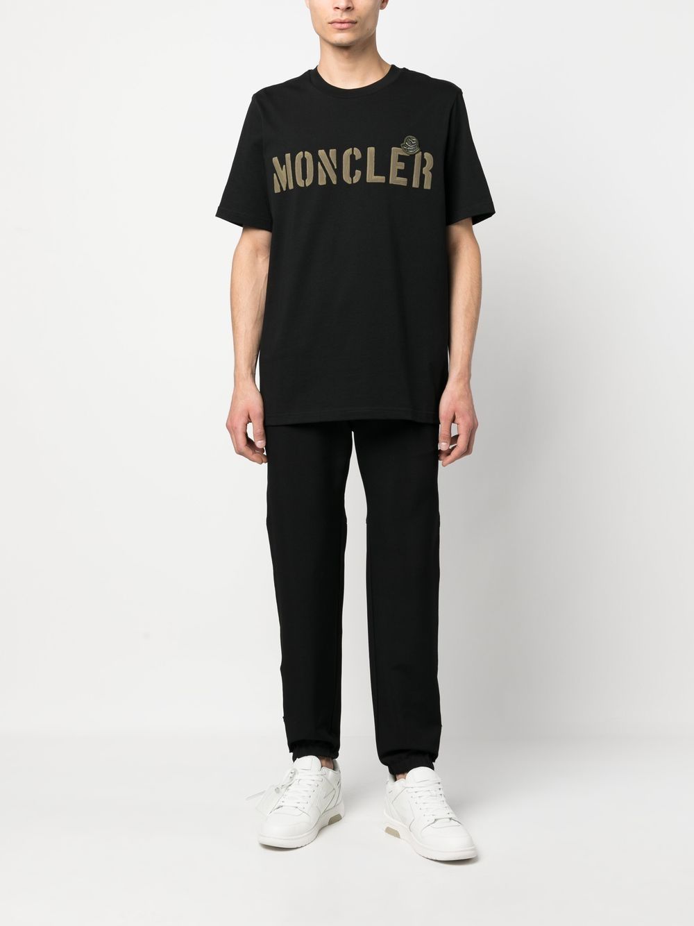 Moncler T-shirt met logoprint - Zwart