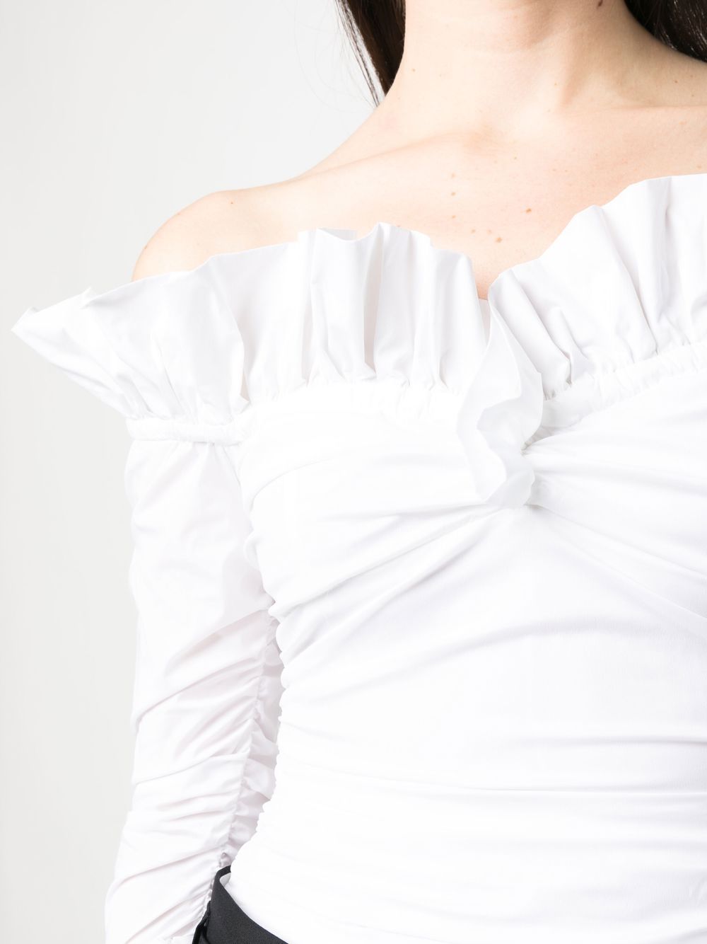 Shop Philosophy Di Lorenzo Serafini Off-shoulder Ruched-detail Top In Weiss