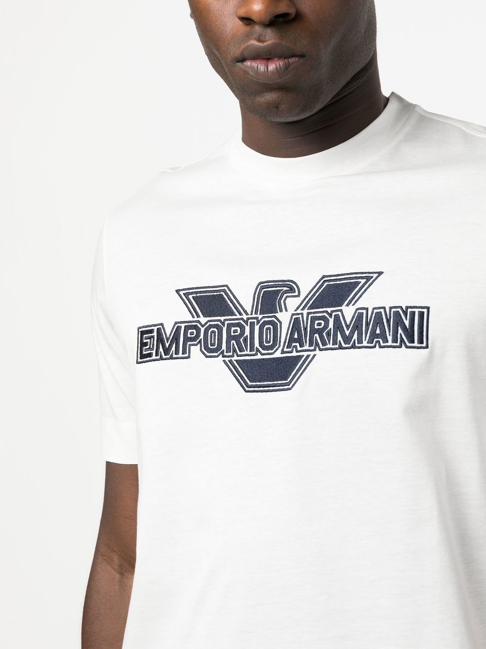 Emporio Armani embroidered-logo short-sleeve T-shirt - Farfetch