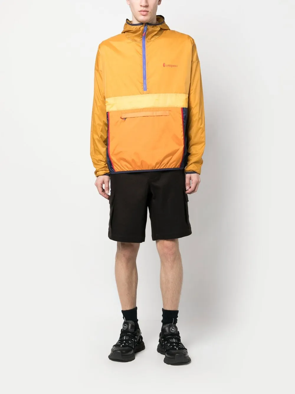 COTOPAXI chaleco capitonado con cierre y diseño color block | Chalecos | Image 2
