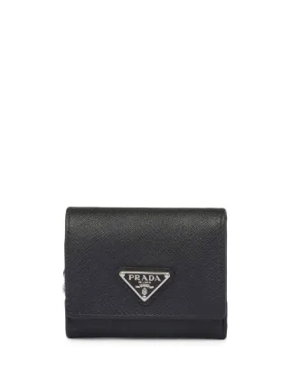 折り財布 PRADA triangle logo leathert wallet Prada Triangle Logo Leather Wallet | Black | FARFETCH